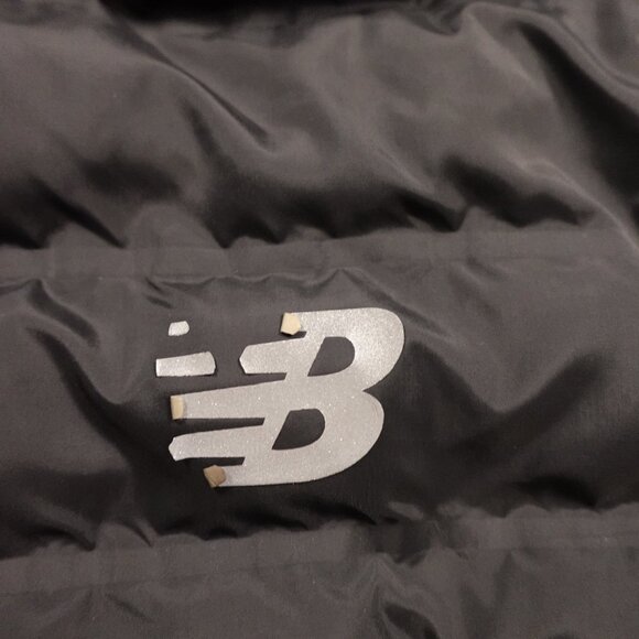 New Balance Hybrid Hooded Jacket Men's Size Medium Black/Grey - Picture 2 of 12